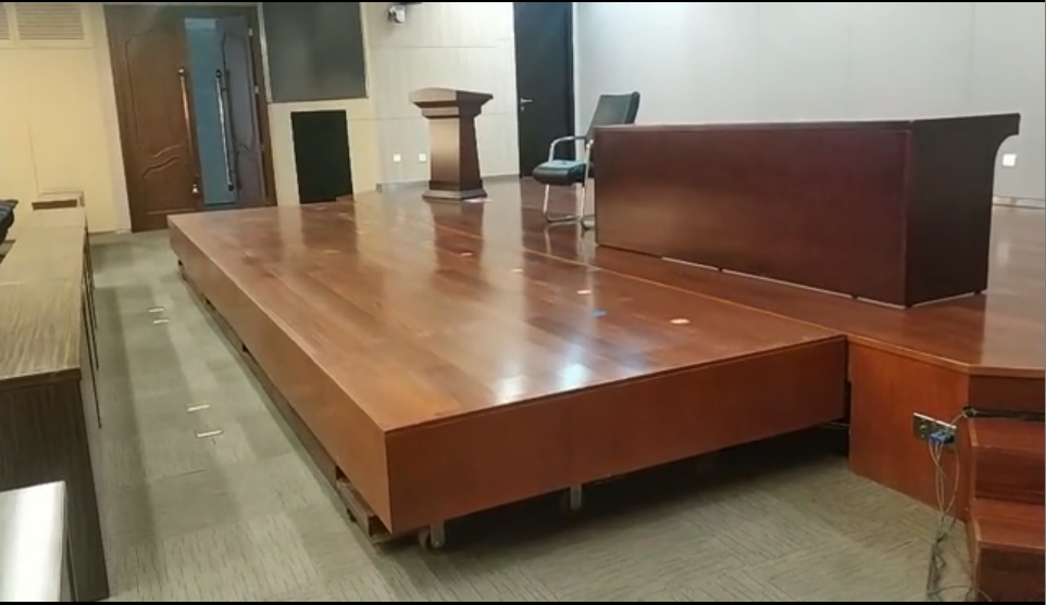 伸縮抬平舞臺(tái)